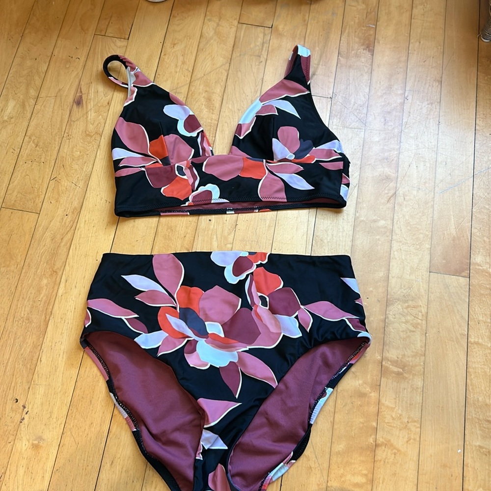 Bar III bikini.